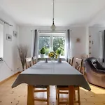 Hus An Diek * Hillgroven